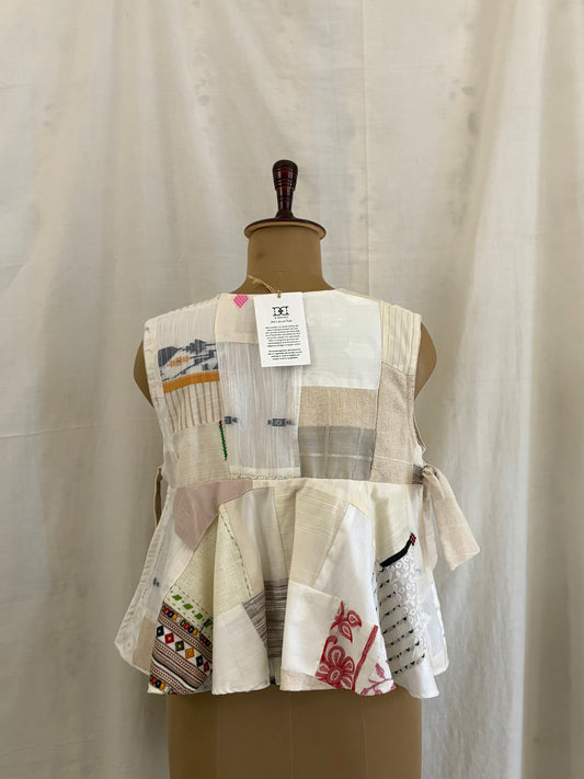 SIDE TIE CAPE